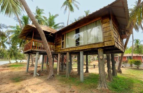 Kasaragod District Resort | The Oyster Opera