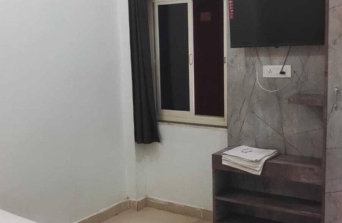 Sapotra Hotel | THE PACHOURI HOTEL & RESTAURENT