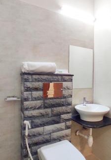 Vadapalani Hotel | The Parion Business Class Hotel
