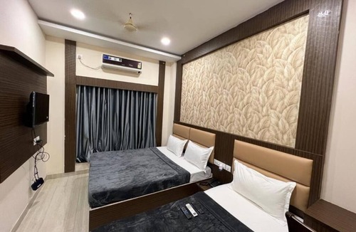 Periamet Cabin | THE PARK AVENUE