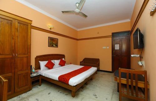 Periamet Hotel | The Park View Inn