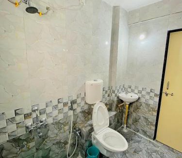 Pune Hostel | The Peacewood's Homes - Pune's Comfort - Hostel & PG