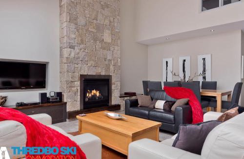 Thredbo Ski Chalet | The Peak Penthouse 9