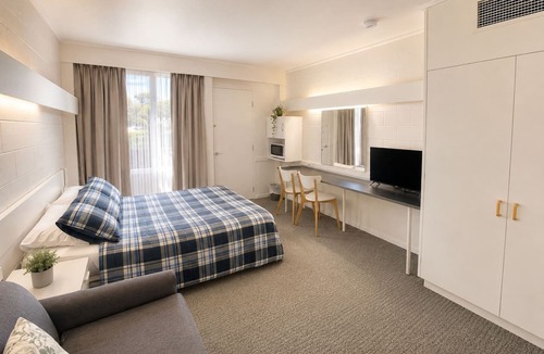 Tyabb Hotel | The Peninsula Motor Inn