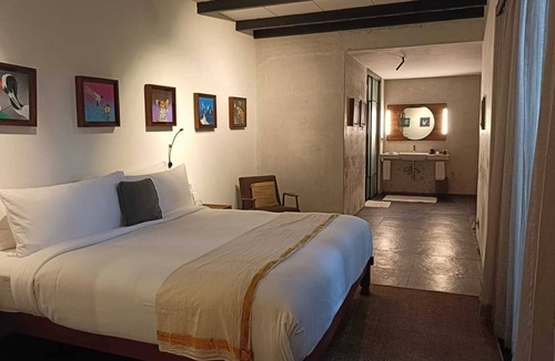 Kochi Hotel | The Postcard Mandalay Hall, Kochi
