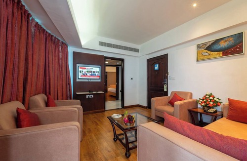 Statue Hotel | The Residency Tower