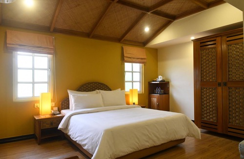 White Town Hotel | The Richmond