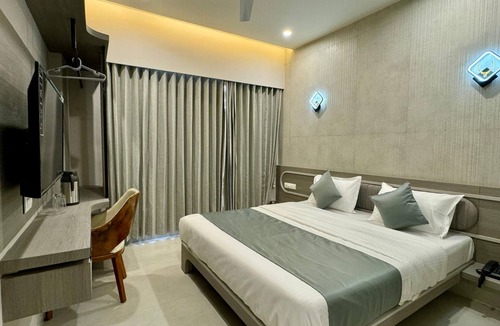 Gandhinagar Hotel | THE ROYAL ERA HOTEL Gandhinagar