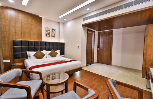 Karur Hotel | The Royal Grand