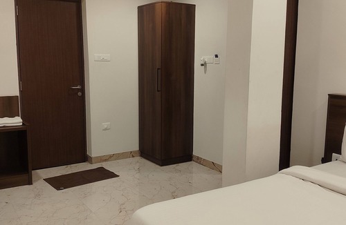 Kumbakonam Hotel | The Royal Retreat