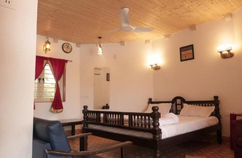 Chotila Hotel | The Royal Valley Resort