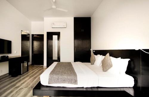 Durgapura Hotel | The Saneer Jaipur