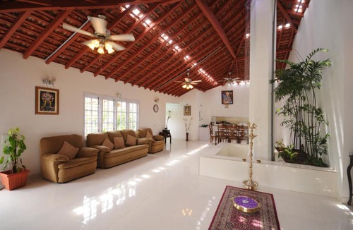 Palakkodu Hotel | The Savoy Farmstay