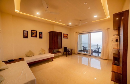 Panchgani House | The serene beauty of valley view in Panchgani at Shree Samarth Villa!