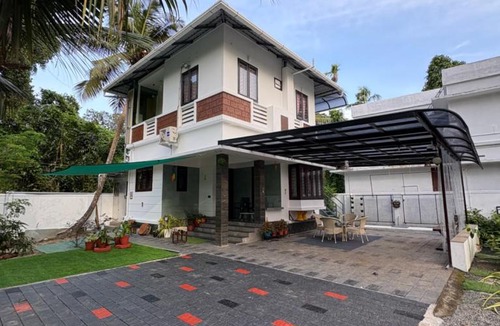 Cherthala House | The Serene Retreat