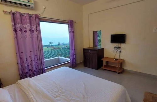 Medha Hotel | The shelar's Royal inn