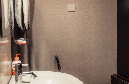 Bangalore City Center Hotel | The Signature Inn Hotel