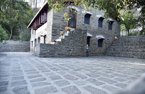 Kaul House | The Silent Valley River Kalsa-Organic Farm Stay