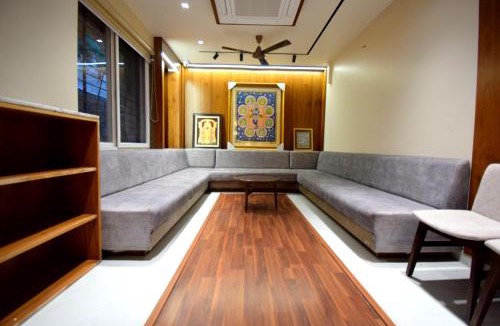 Nathdwara Hotel | The Sky Imperial Hotel Sugam - 10 Meters from Shrinathji Temple
