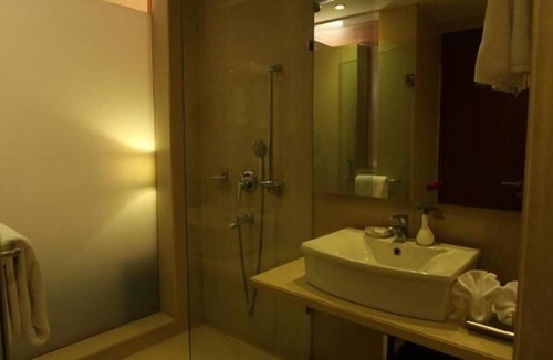 Thaltej Hotel | The Sky Imperial Thaltej