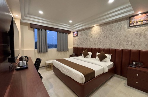 Gorakhpur Hotel | THE SPARK Gorakhpur Divya Nagar