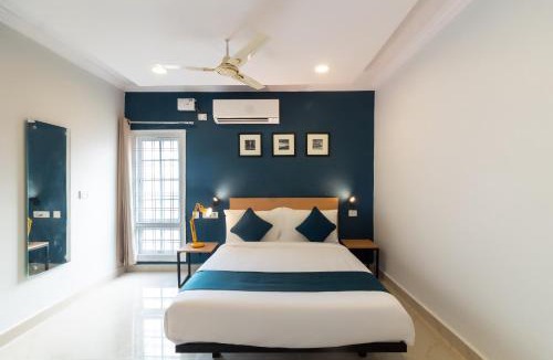 Hyderabad Hotel | THE STROBE SILVERKEY HOTEL
