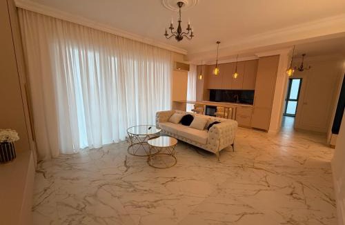 Craiova Apartment | The Sun Building Loft Sunrise