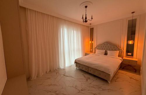 Craiova Apartment | The Sun Building Loft Sunrise