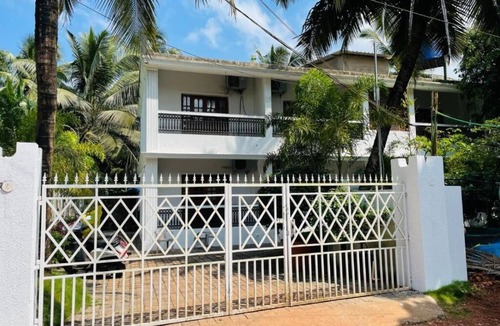 Mandrem Apartment | The Sun - Double Room with Balcony