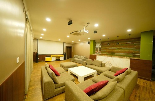 Bullawala Villa | The Sundowner Bungalow With Pool Jacuzzi In Dehradun