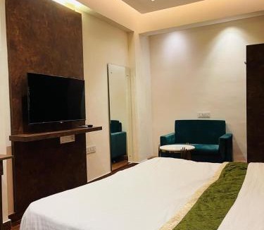 Pulikeshi Nagar Apartment | The Taaj Inn