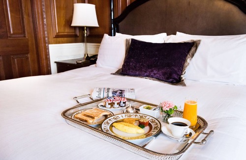 Wellington Pier Hotel | The Taj Mahal Palace Mumbai
