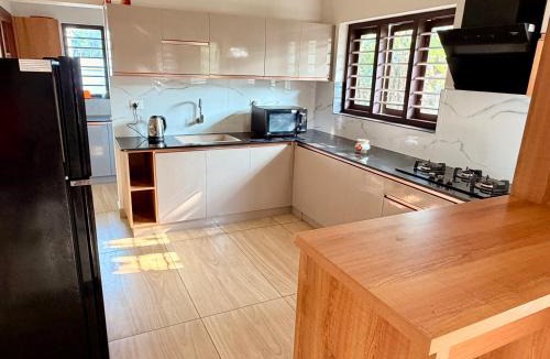 Arpookara House | The Thomas Family Home Stay