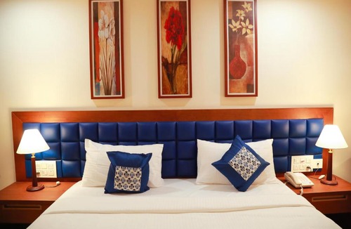 Kakkanad Hotel | The Times Hotel