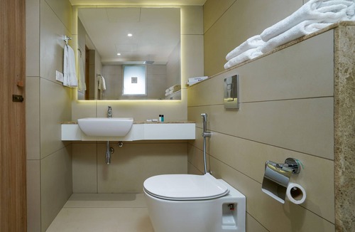 Shenoys Hotel | The Trios Hotel