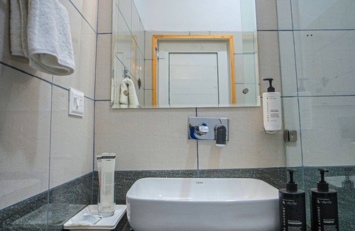 Amritpur Hotel | The Urban Escape