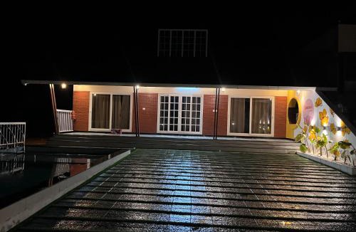 Elappara Apartment | The VARANDAH LOUNGE 2BHK PRIVATE POOL VILLA VAGAMON