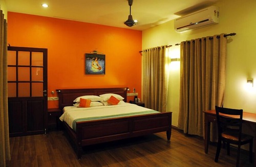 Nedumbassery Hotel | The Villa Romantica