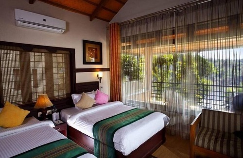 Sulthan Bathery Hotel | The Wave Wayanad Resort