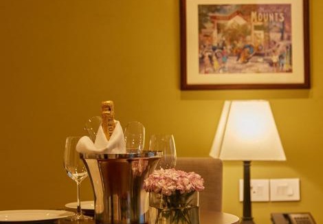 Krishnarajapura Hotel | The Waverly Hotel & Residences