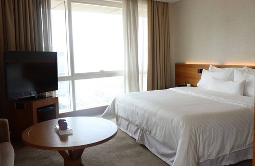 Goregaon East Hotel | The Westin Mumbai Garden City