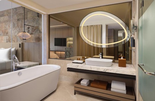 Mundhwa Hotel | The Westin Pune Koregaon Park