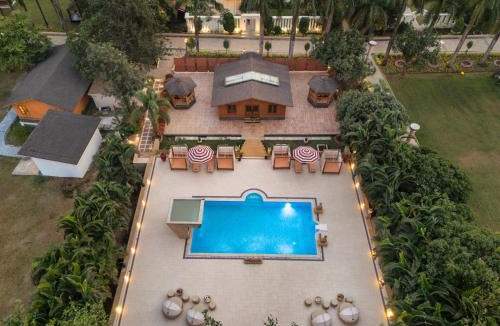 Kadadhe Hotel | The White Resort and Spa Pawna