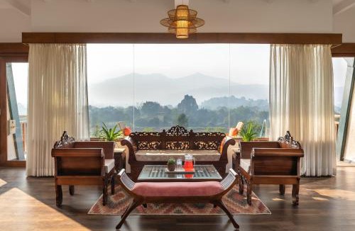 Kadadhe Hotel | The White Resort and Spa Pawna