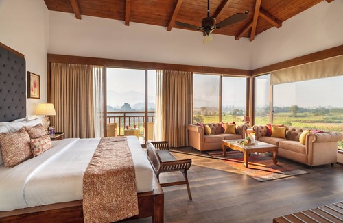 Kadadhe Resort | The White Resort and Spa Pawna