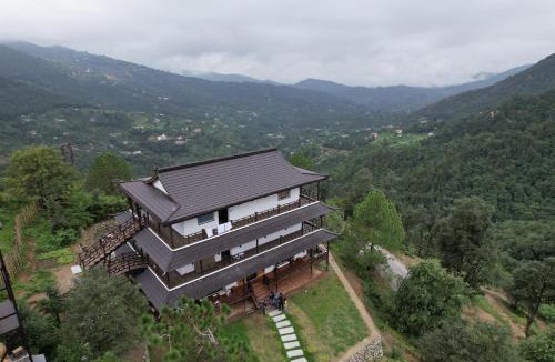 Kasiyalekh House | The Wild Sakura