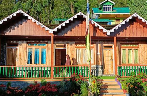 Rishop House | The Wooden Homestay By StayApart