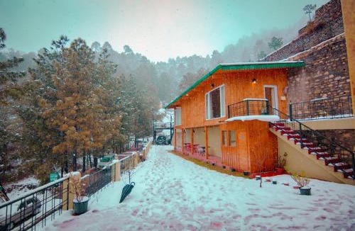Kaul Hotel | THEHIMALAYANLIVING WHISTLING PINES