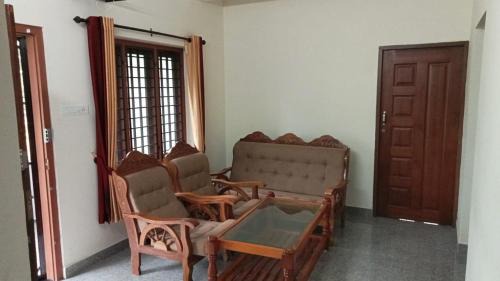 Anantha Narayanapuram House | Thejus Home Stay