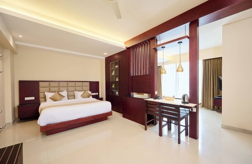 Vandiperiyar Hotel | Thekkady Gavi Suites